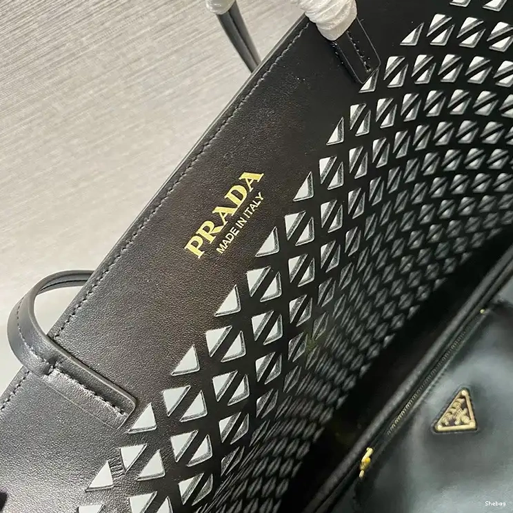 2406YA0168 Prada Bags 0712